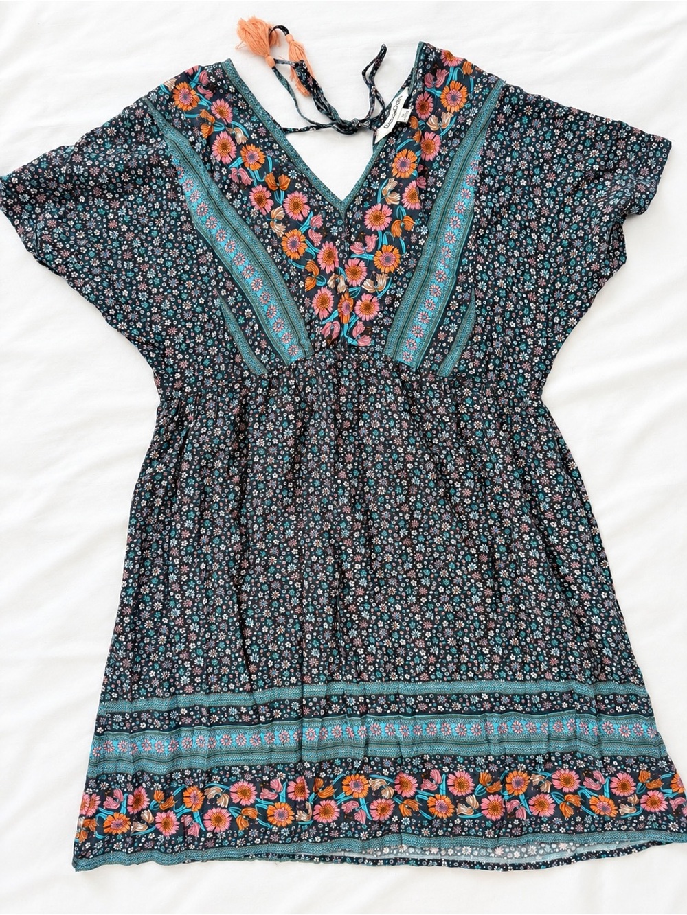 Davi & Dani Boho Floral Tassel Mini Dress Medium Fall Transition